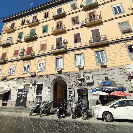 Casa Merisi Al Centro Storico Di Napoli Exterior foto